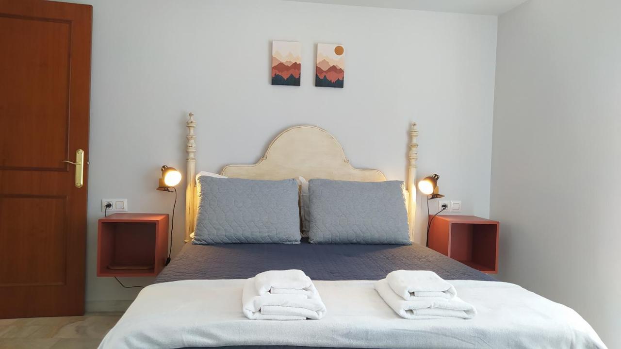 Sherryflat Claveles - Parking Jerez de la Frontera Bagian luar foto